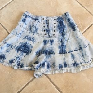 ❗️3 / $20❗️ High waisted flowey shorts!